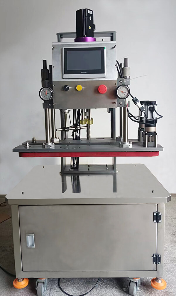 Servo control automatic bottle capping machine to America